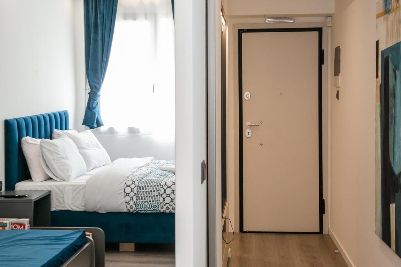 Sun Marco Apartments In Атина Екстериор снимка