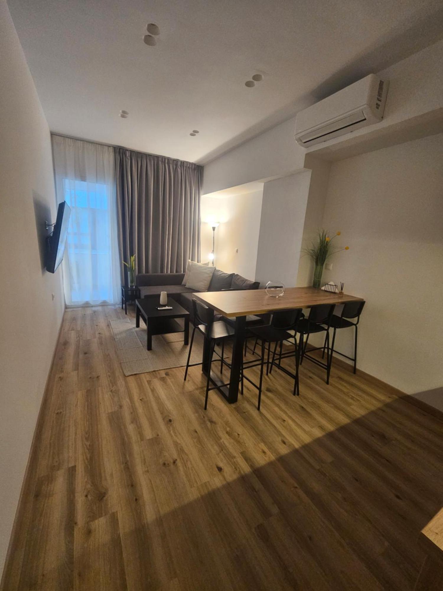 Sun Marco Apartments In Атина Екстериор снимка